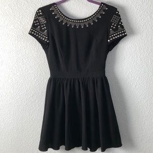 Staring at Stars black dress XS